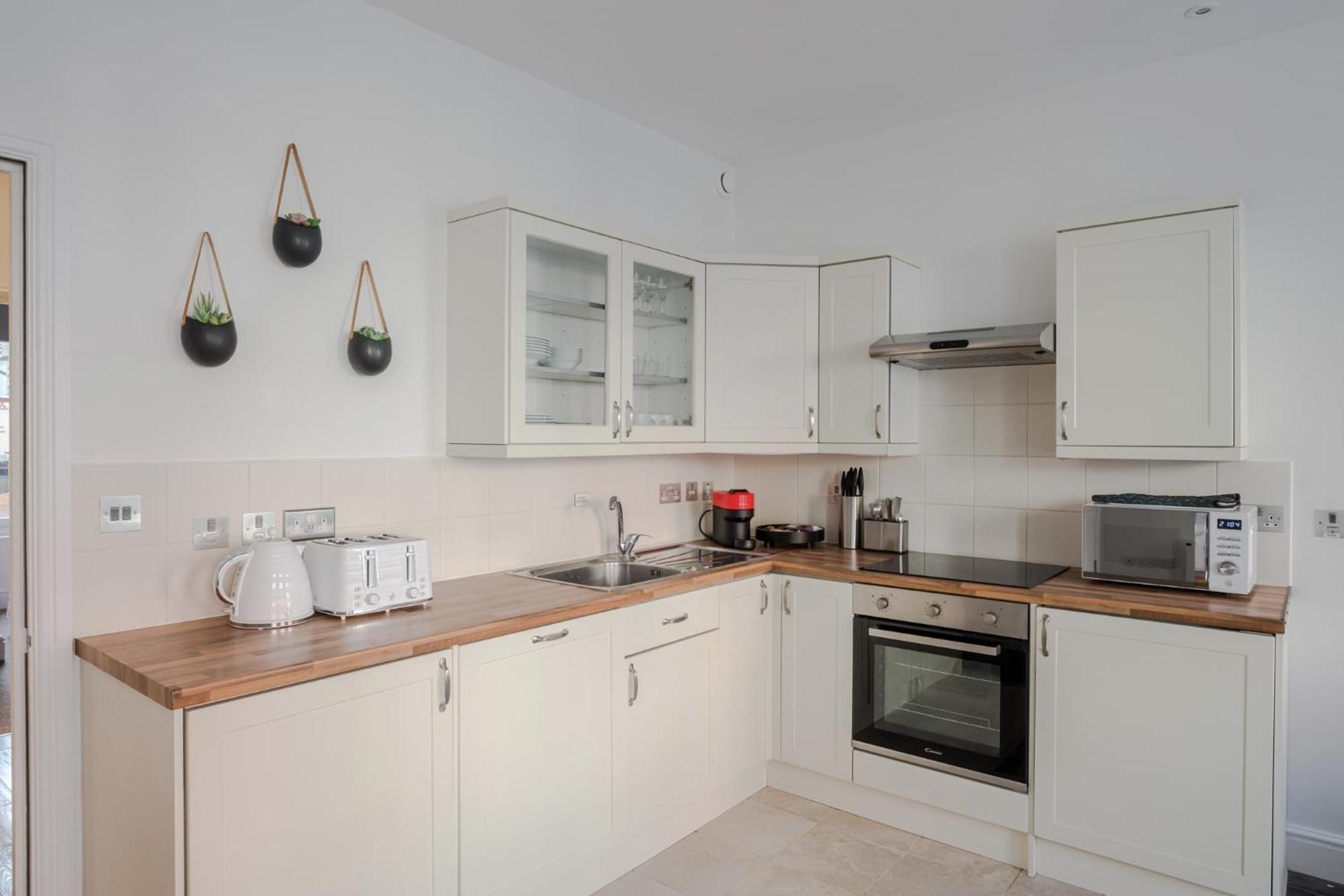 Apartament The Flirty Chambers - Fitzrovia - By Frankie Says Londyn Zewnętrze zdjęcie